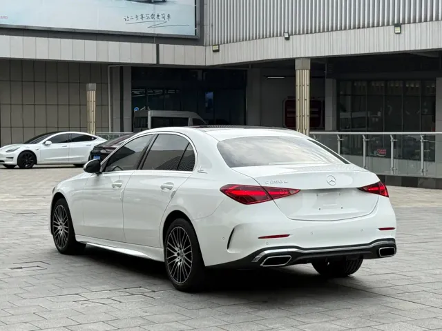 Mercedes-Benz C-Class — Фото автомобиля 7