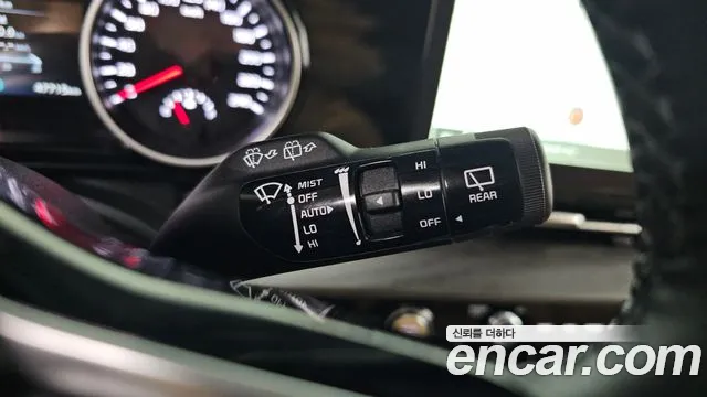 Kia Canival Carnival 4 поколение Бензин 9 мест Prestige — Фото автомобиля 27