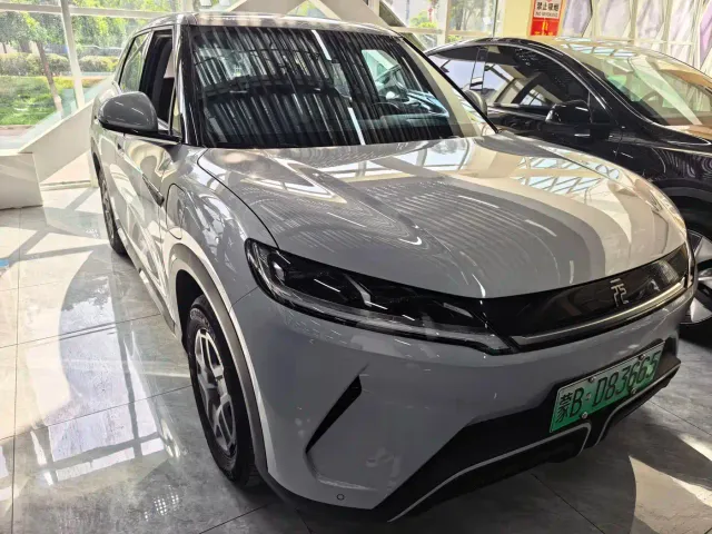 BYD Yuan UP — Фото автомобиля 3