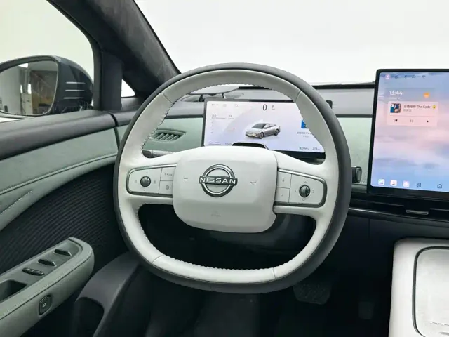 Nissan N7 — Фото автомобиля 22
