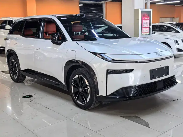 Toyota BoZhi 3X — Фото автомобиля 3