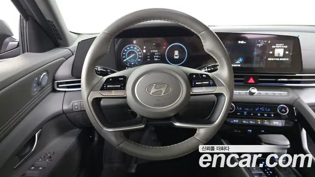 Hyundai AVANTE — Фото автомобиля 12