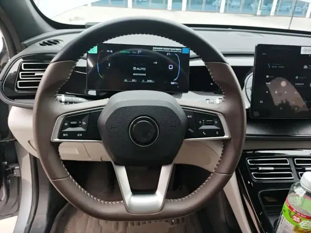 BYD Qin PLUS — Фото автомобиля 10
