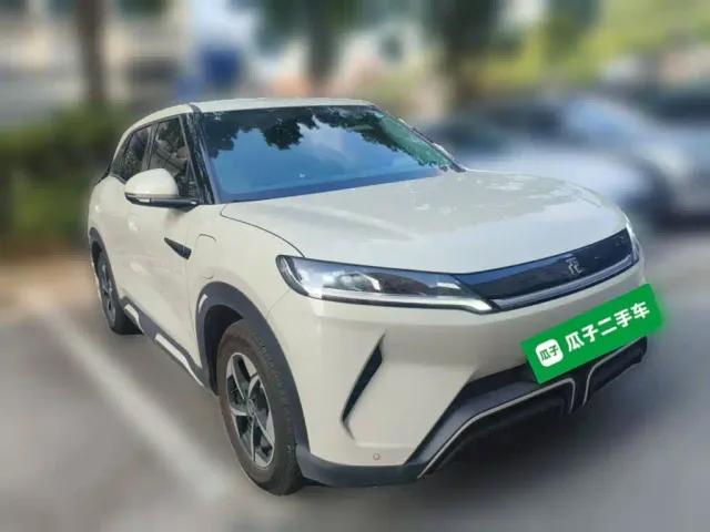 BYD Yuan UP — Фото автомобиля 3