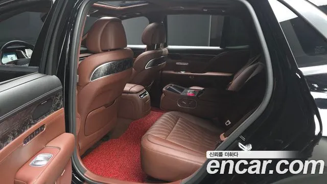 Genesis G90 Бензин 3.5 Turbo 2WD — Фото автомобиля 11