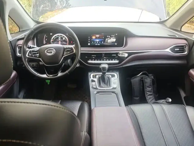 GAC Trumpchi M6 — Фото автомобиля 9