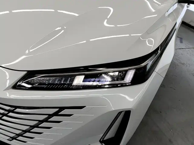 Changan Eado — Фото автомобиля 5