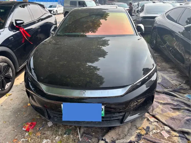BYD Han 2025 DM-i 125KM Premium — Фото автомобиля 2