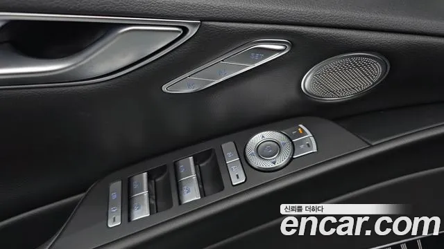 Genesis G80 Electrified G80 (RG3) — Фото автомобиля 22