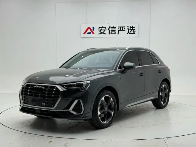 Фотография автомобиля — Audi Q3