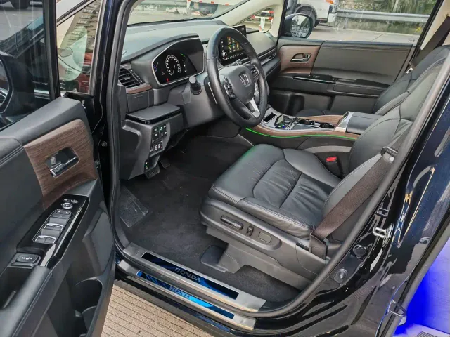 Honda Odyssey — Фото автомобиля 14