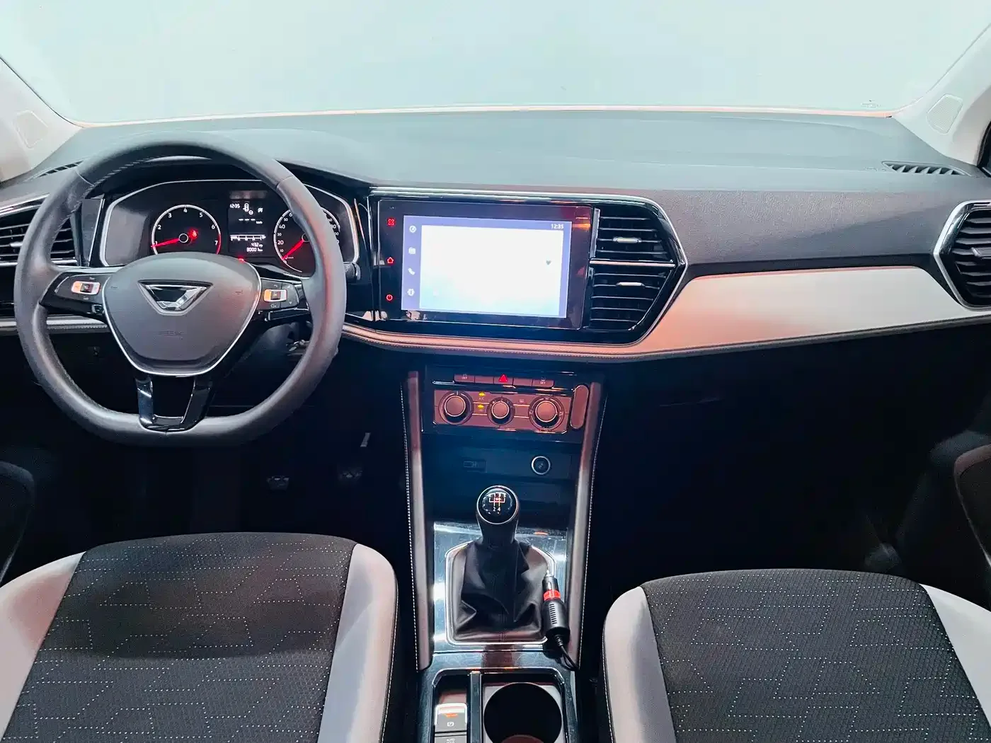 Jetta Jetta VS5 2023 280TSI Manual Progressive Model — Фото автомобиля 10