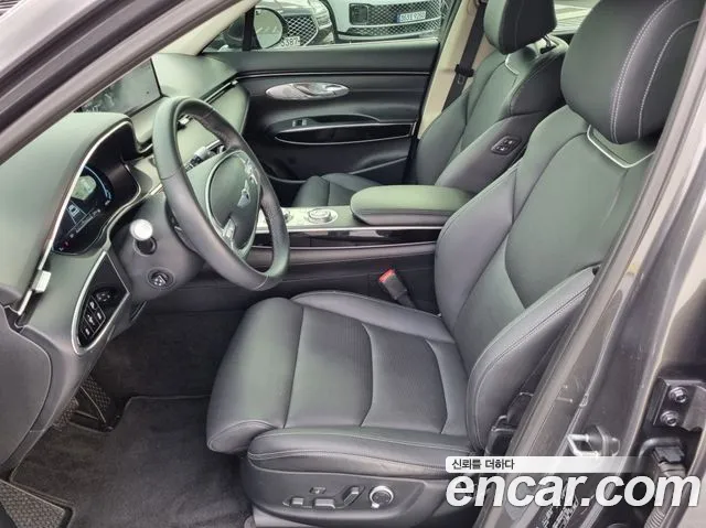 Genesis GV70 — Фото автомобиля 13