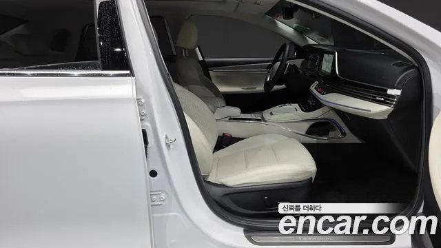 Hyundai Grandeur Новый Grandeur IG — Фото автомобиля 18