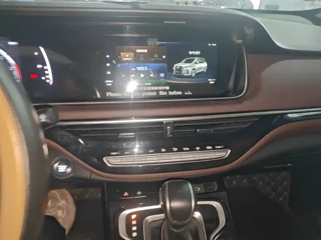 GAC Trumpchi M6 — Фото автомобиля 12