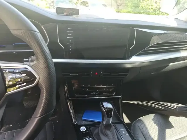 Volkswagen Passat — Фото автомобиля 5