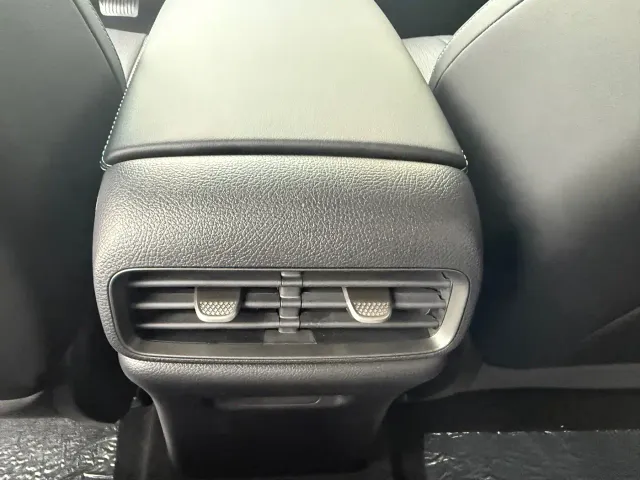 BYD Seal 05 DM-i — Фото автомобиля 9