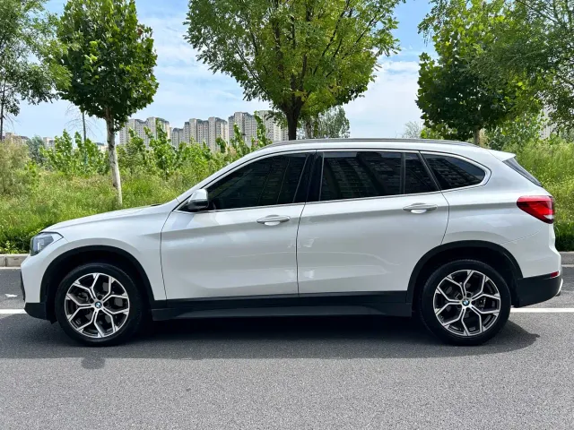 BMW X1 — Фото автомобиля 5