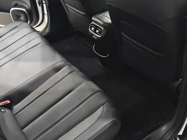 GAC Aion UT — Фото автомобиля 15