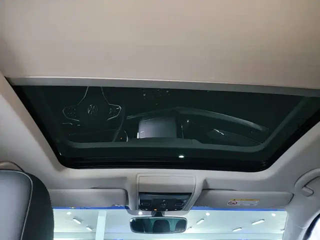 Volkswagen Passat — Фото автомобиля 17