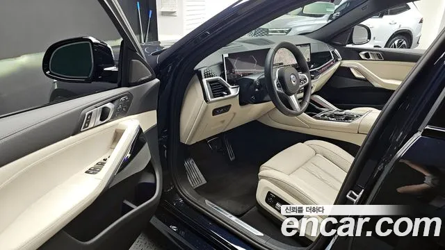BMW X6 xDrive40i M Sport — Фото автомобиля 8
