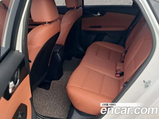 Kia K3 Generation 2 — Фото автомобиля 12
