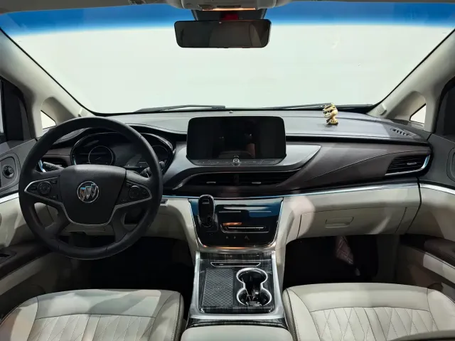 Buick Buick GL8 2022 Land Business Class 652T Smart Prestige — Фото автомобиля 9