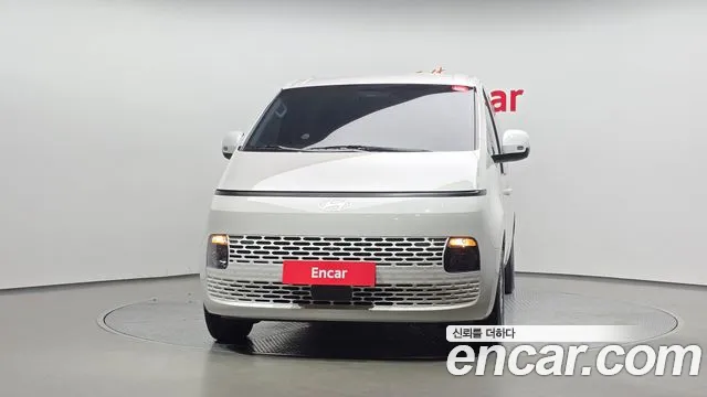 Hyundai Staria — Фото автомобиля 3