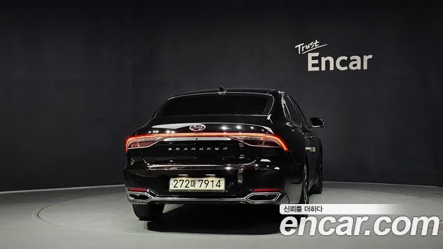Hyundai Grandeur (New) Hybrid — Фото автомобиля 4