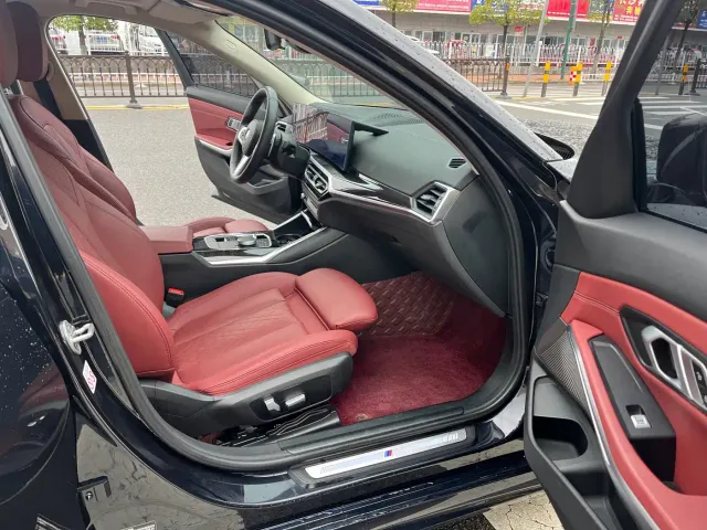BMW 3 Series — Фото автомобиля 6