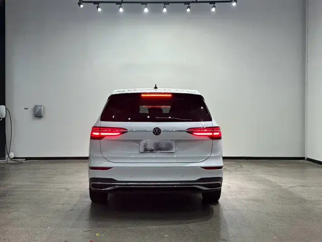 Volkswagen Viloran 2020 380TSI Premium — Фото автомобиля 12
