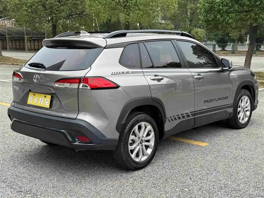 Toyota Frontlander 2024 2.0L CVT Elite Plus Edition — Фото автомобиля 5