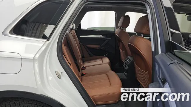 Audi Q5 FY — Фото автомобиля 18