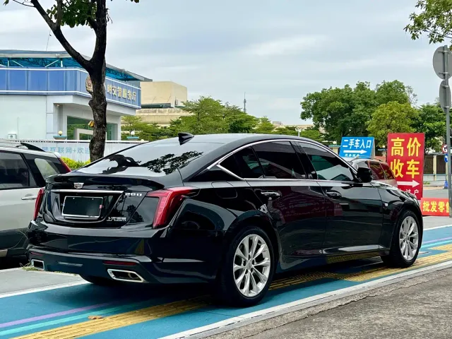 Cadillac CT5 — Фото автомобиля 7