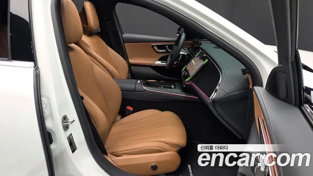 Mercedes-Benz E-Class W214 — Фото автомобиля 16