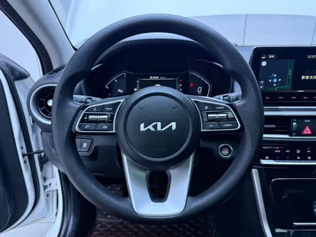 Kia K3 — Фото автомобиля 11