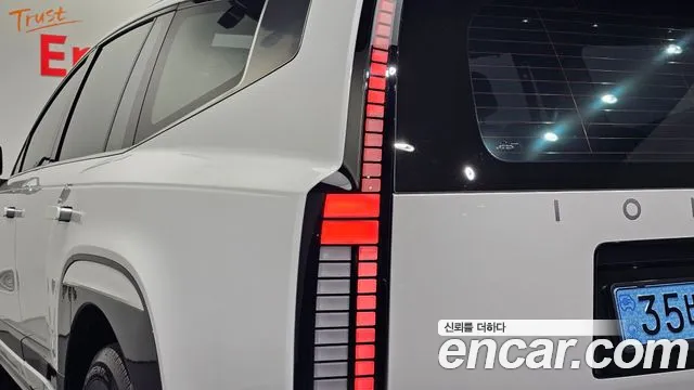 Hyundai Ioniq 9 — Фото автомобиля 8