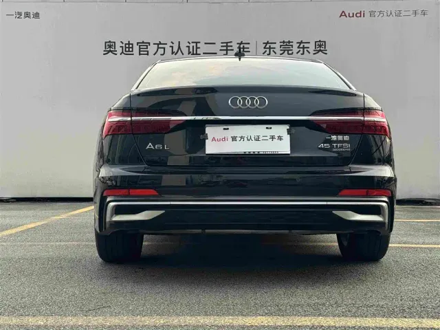 Audi A6L — Фото автомобиля 5