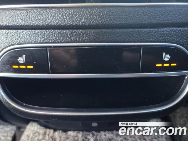 Genesis GV70 — Фото автомобиля 19