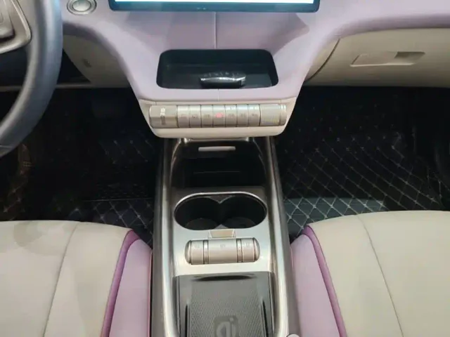 BYD Dolphin — Фото автомобиля 13