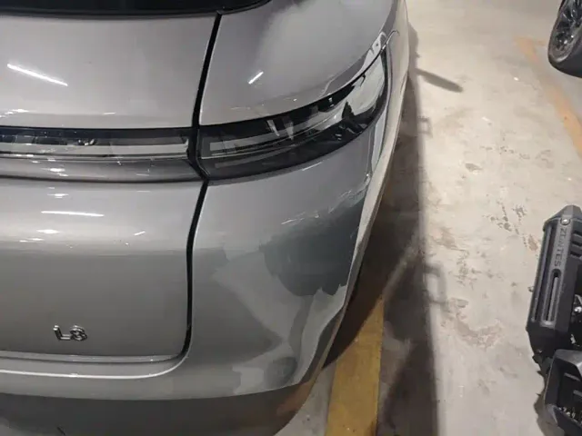Li Auto L8 — Фото автомобиля 7