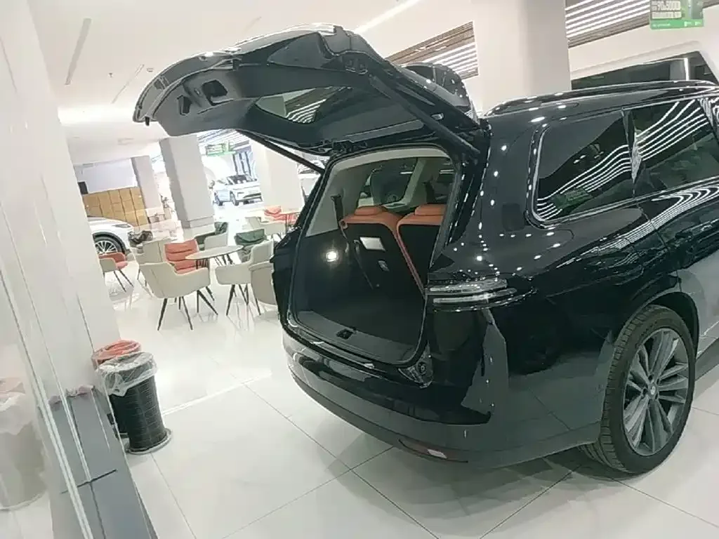 Leapmotor Leapmotor C10 2024 210 LiDAR Edition — Фото автомобиля 18