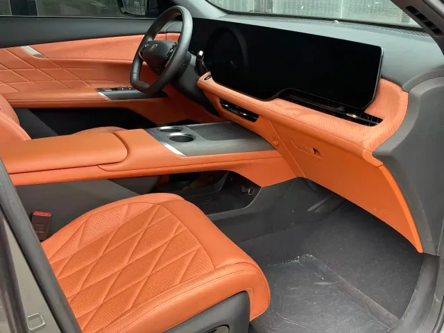 Changan CS75 Plus — Фото автомобиля 8