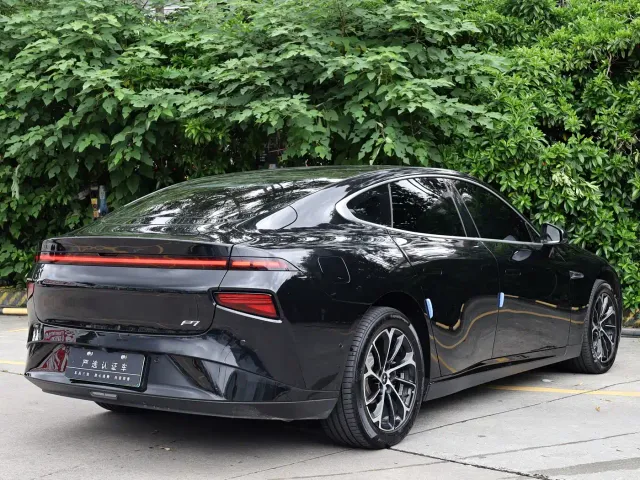 Xpeng P7 — Фото автомобиля 7