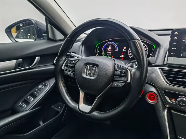 Honda Accord — Фото автомобиля 16