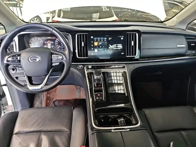 GAC Trumpchi M8 — Фото автомобиля 9