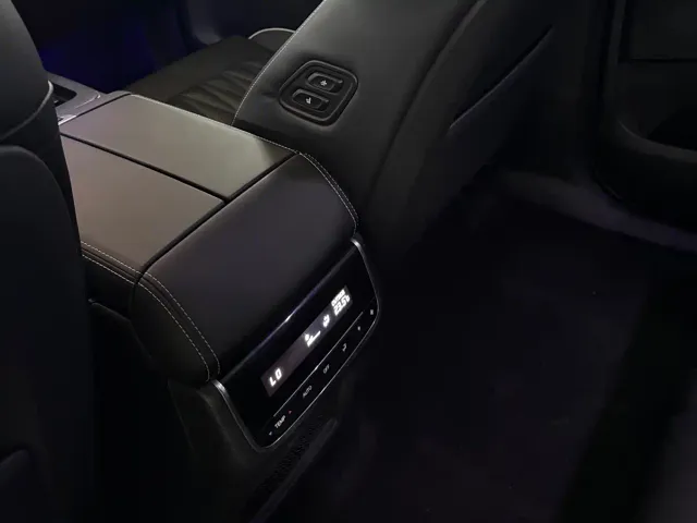 GAC Trumpchi GS8 — Фото автомобиля 18