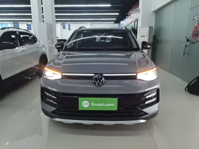 Volkswagen Tharu — Фото автомобиля 2