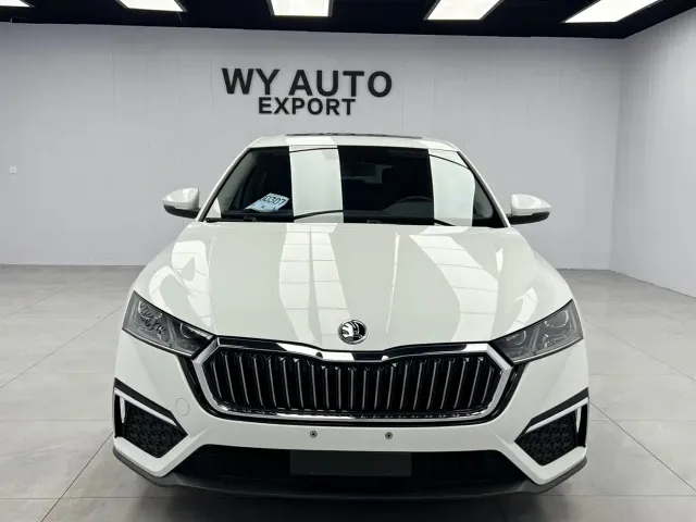 Škoda Octavia 2023 PRO TSI280 Premium Edition — Фото автомобиля 2