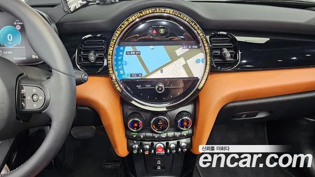 Mini Cooper Convertible — Фото автомобиля 18